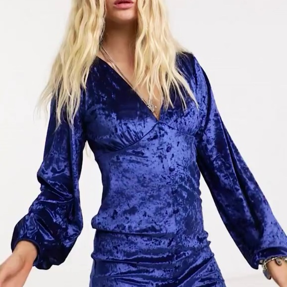 ASOS Dresses & Skirts - ASOS size 8 blue velvety mini dress long puff sleeve NWT